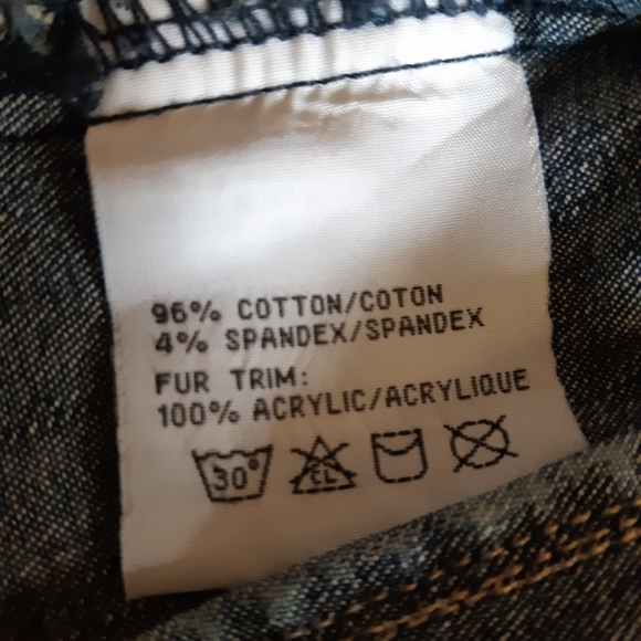 Denim Jacket With Removable Faux Fur Collar - Picture 7 of 7